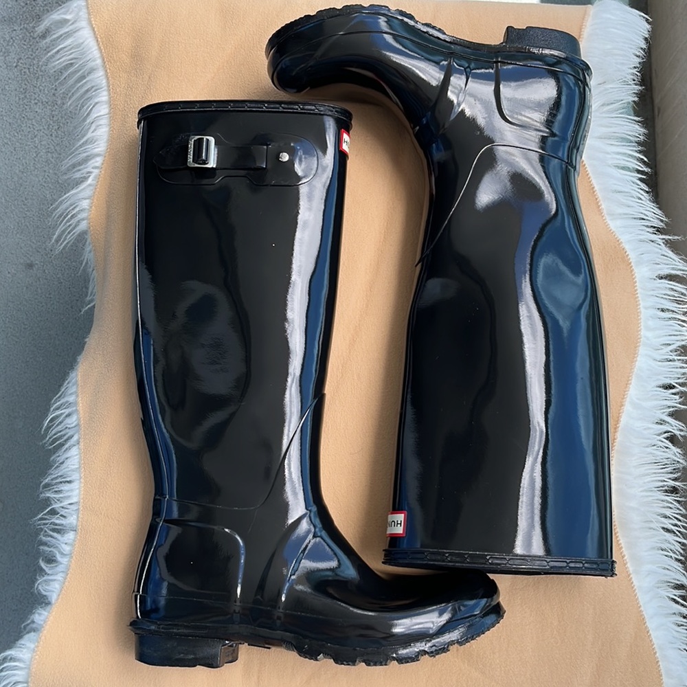 Hunter Original Black Gloss Tall Rain Boots - Picture 7 of 16